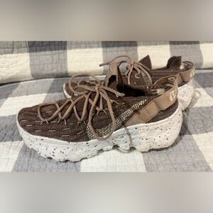 BRAND NEW- Womens Nike “Space Hippie 04”